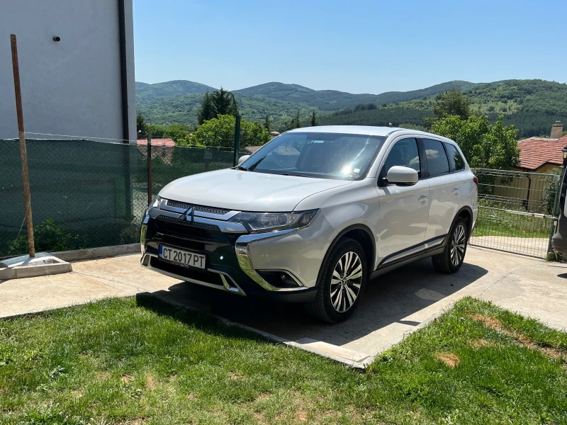 Mitsubishi Outlander SE, снимка 10 - Автомобили и джипове - 48262075