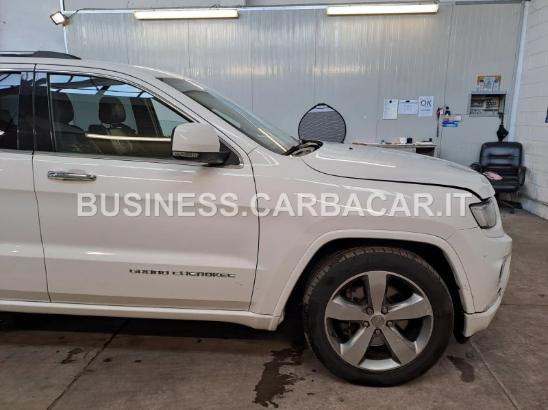 Jeep Grand cherokee 3.0 MultiJet Overland, снимка 5 - Автомобили и джипове - 48788098