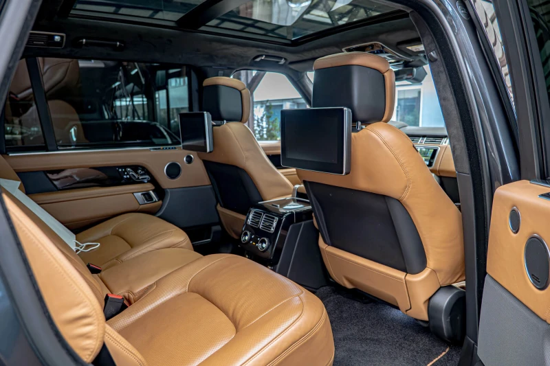 Land Rover Range rover Autobiography/ LWB /DAB+ /Meridian/RSE/V8/, снимка 9 - Автомобили и джипове - 50250564