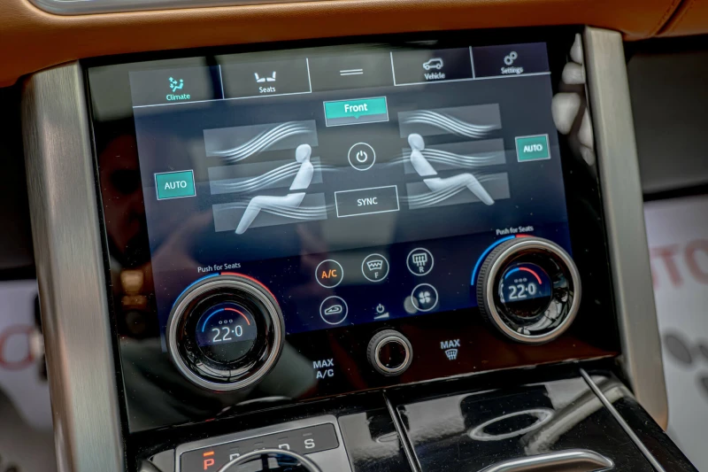 Land Rover Range rover Autobiography/ LWB /DAB+ /Meridian/RSE/V8/, снимка 13 - Автомобили и джипове - 50250564