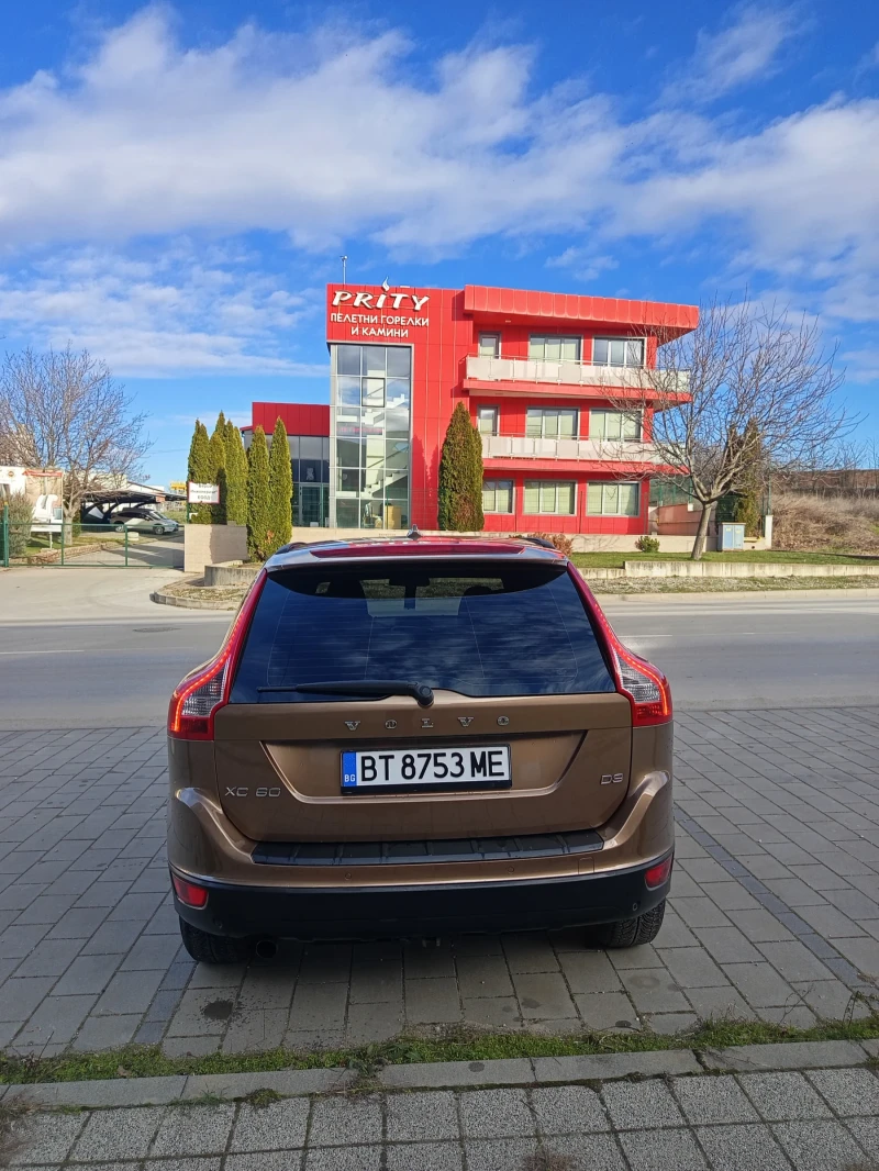Volvo XC60, снимка 2 - Автомобили и джипове - 52951342