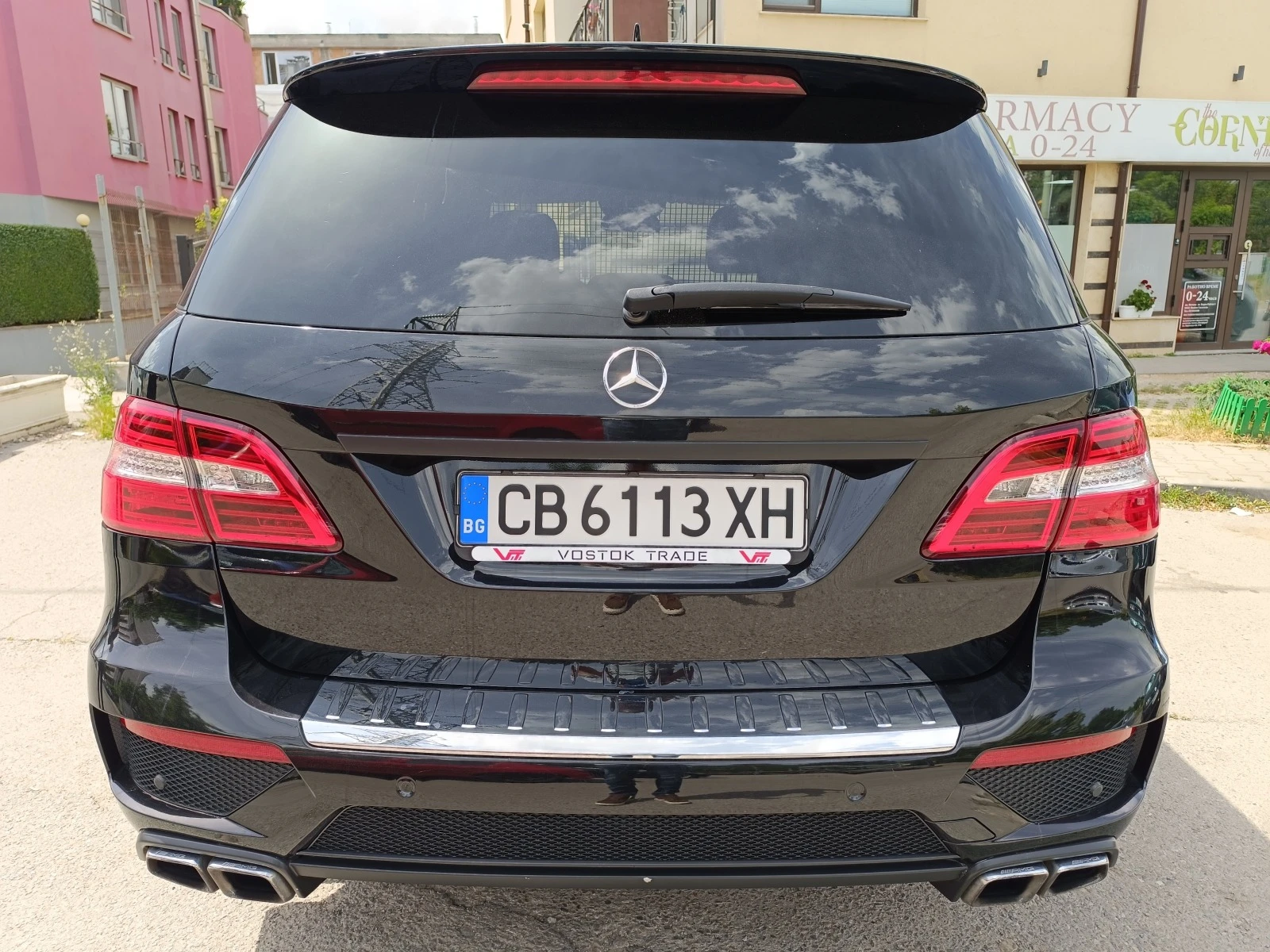 Mercedes-Benz ML 63 AMG  - изображение 5