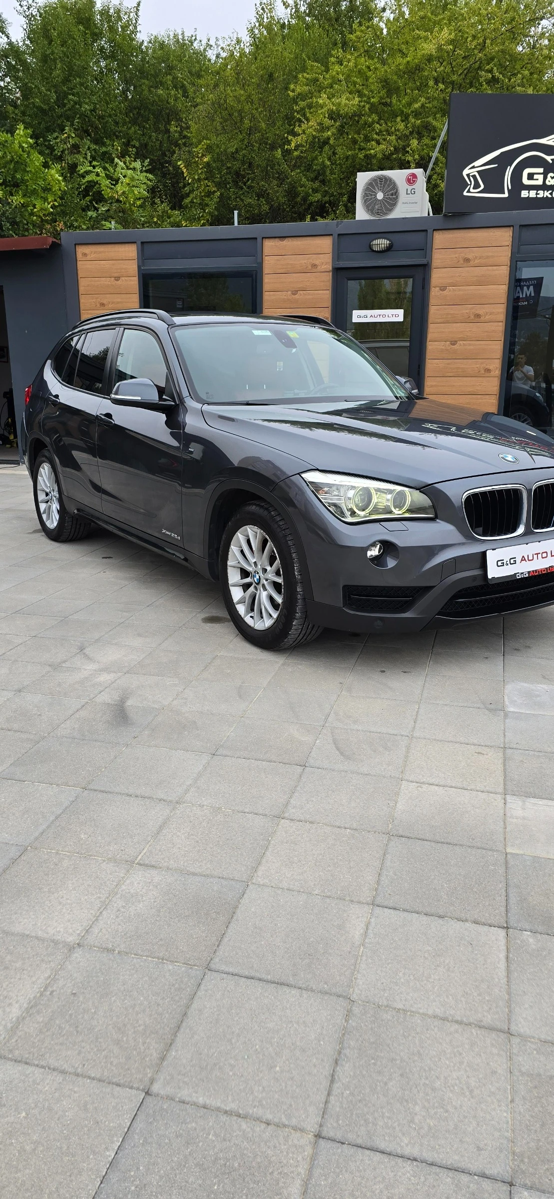 BMW X1 2.5/218HP/PANO/M-PACK/X-DRIVE/184b - изображение 3