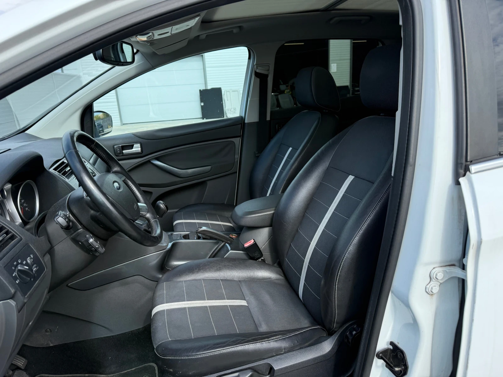 Ford Kuga 2.0TDCI * 4x4 *  ПАНОРАМА * ЛИЗИНГ* НОВ ВНОС *  - изображение 10