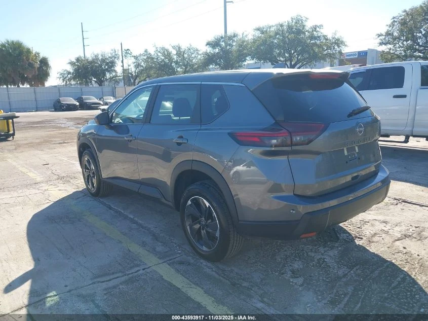 Nissan Rogue SV/4x4 | Mobile.bg   3