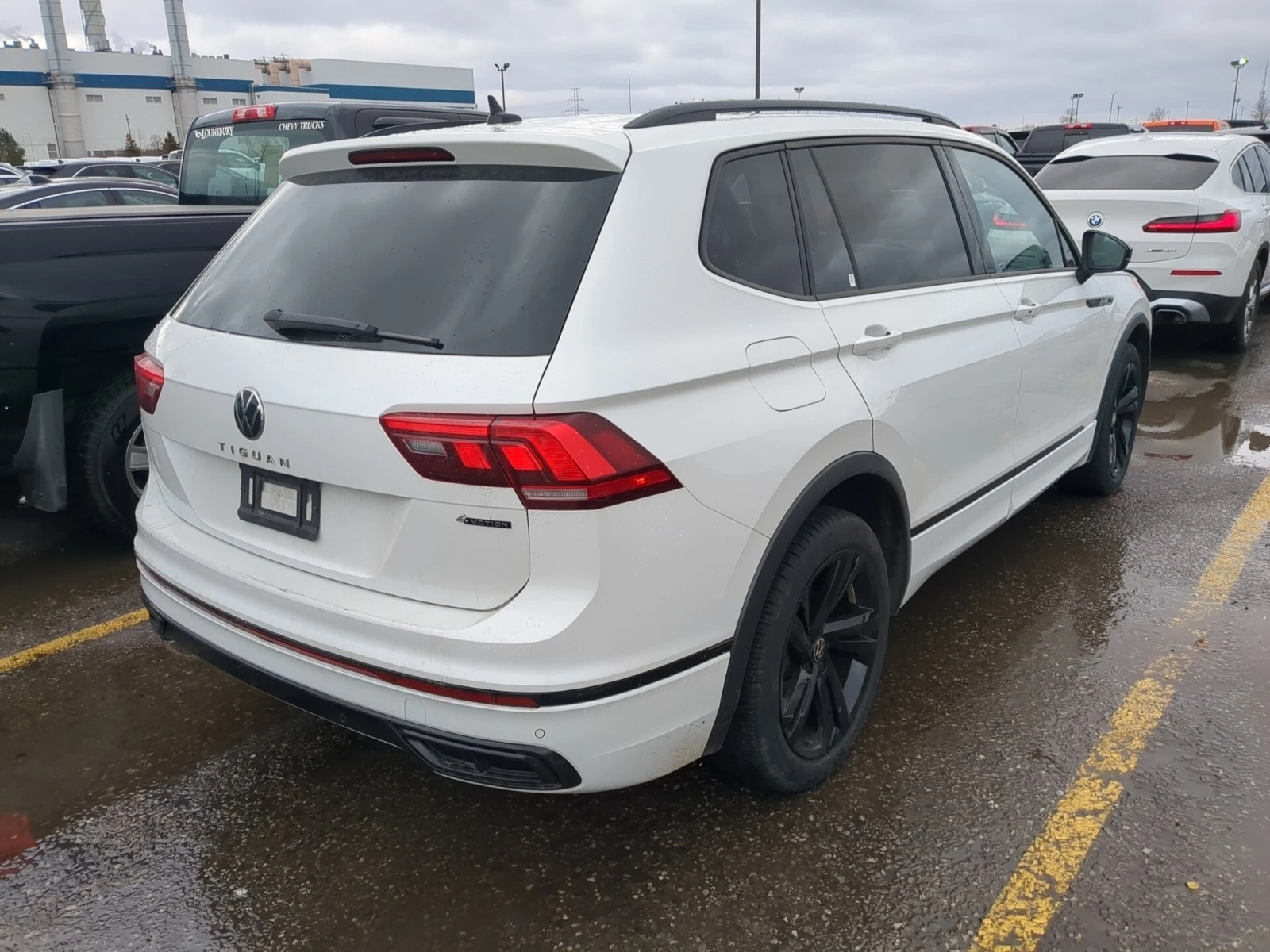 VW Tiguan * COMFORTLINE R-LINE BLACK EDITION* CARFAX*  | Mobile.bg � ����������� 4
