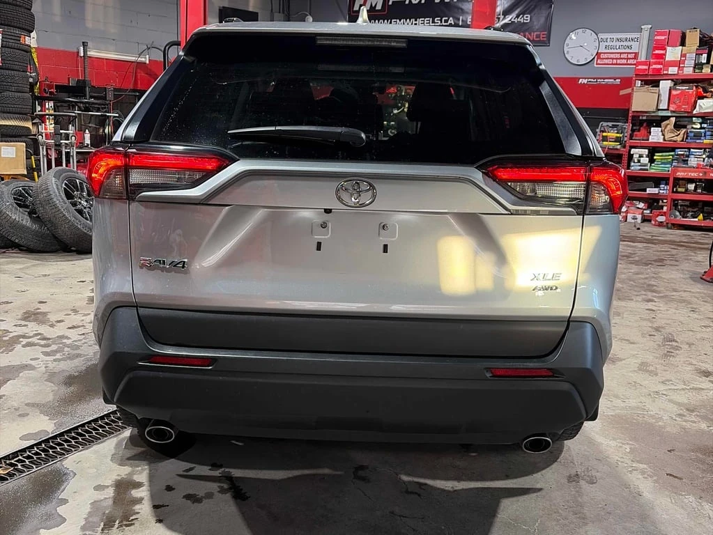 Toyota Rav4 XLE AWD * CARFAX * ПОДГРЕВИ* ШИБИДАХ - изображение 5