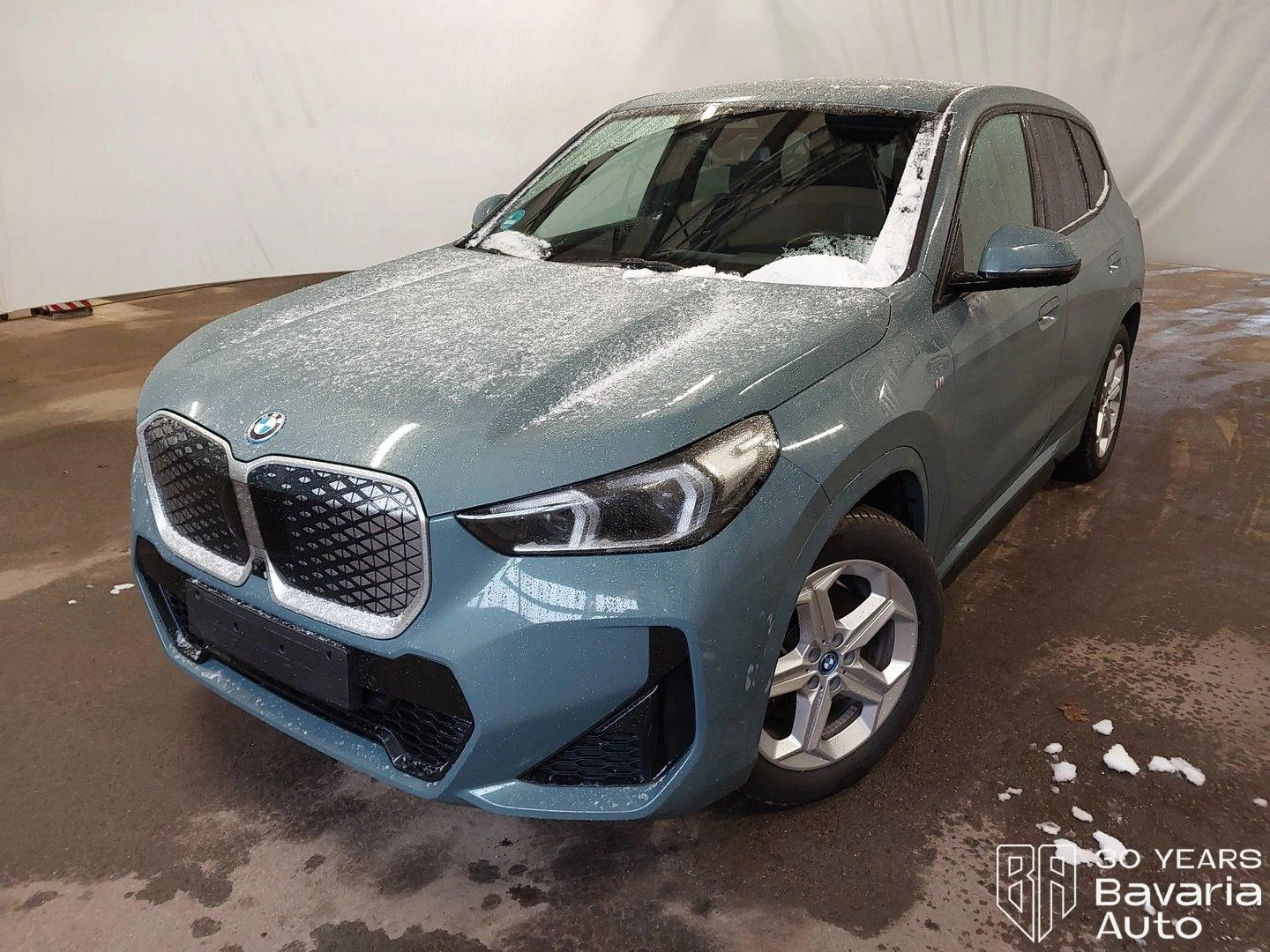BMW iX1 30 xDrive M Sport Paket | Mobile.bg � ����������� 1