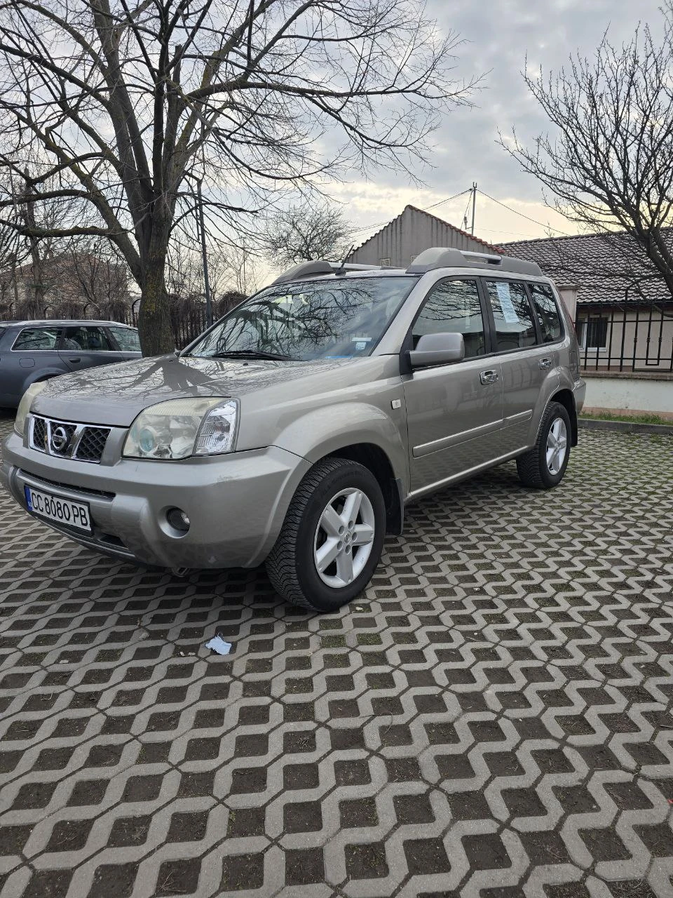 Nissan X-trail 2.2CDI, снимка 2 - Автомобили и джипове - 53781211