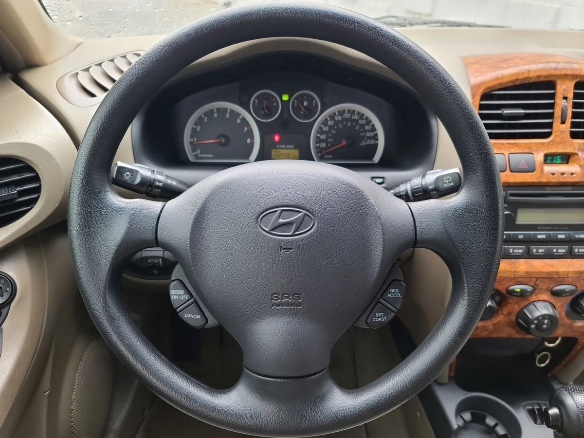 Hyundai Santa fe 2.7 V6, снимка 9 - Автомобили и джипове - 54068651