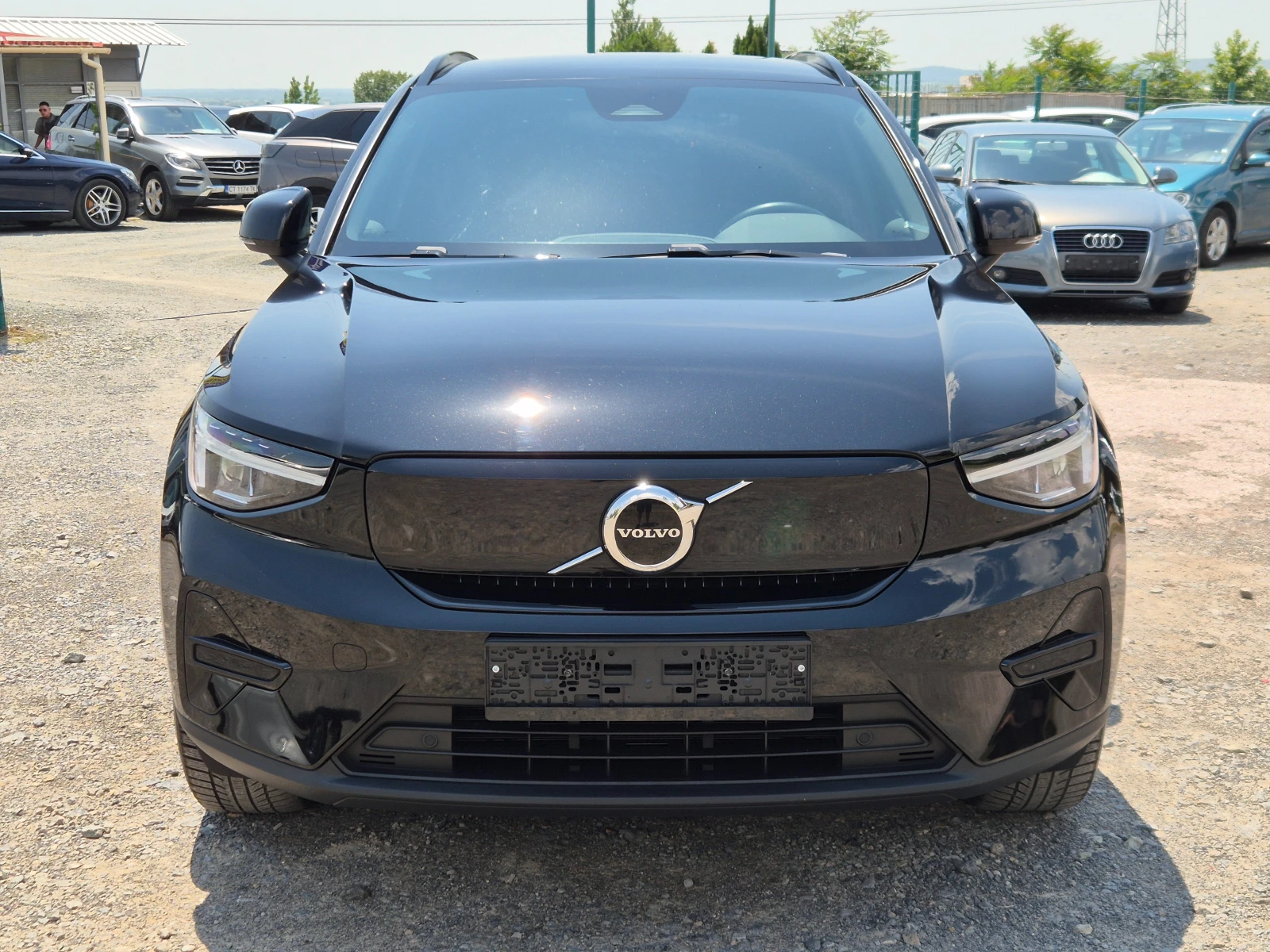 Volvo XC40 69KWh, снимка 8 - Автомобили и джипове - 54801764
