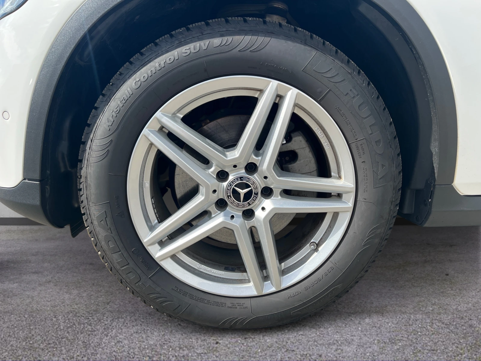 Mercedes-Benz GLC 220 d 4MATIC, снимка 5 - Автомобили и джипове - 54922372