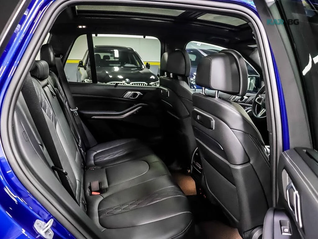 BMW X5 * M60i * * CARBON * Автокредит (Цена до България), снимка 13 - Автомобили и джипове - 55118146