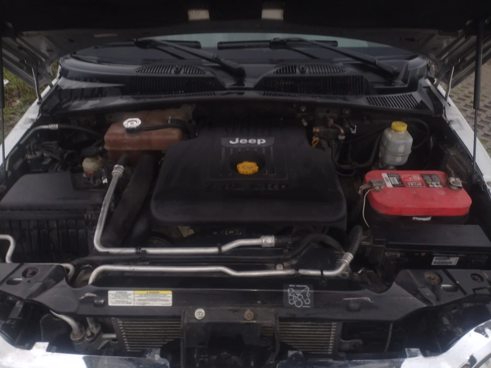 Jeep Cherokee, снимка 12 - Автомобили и джипове - 55165332