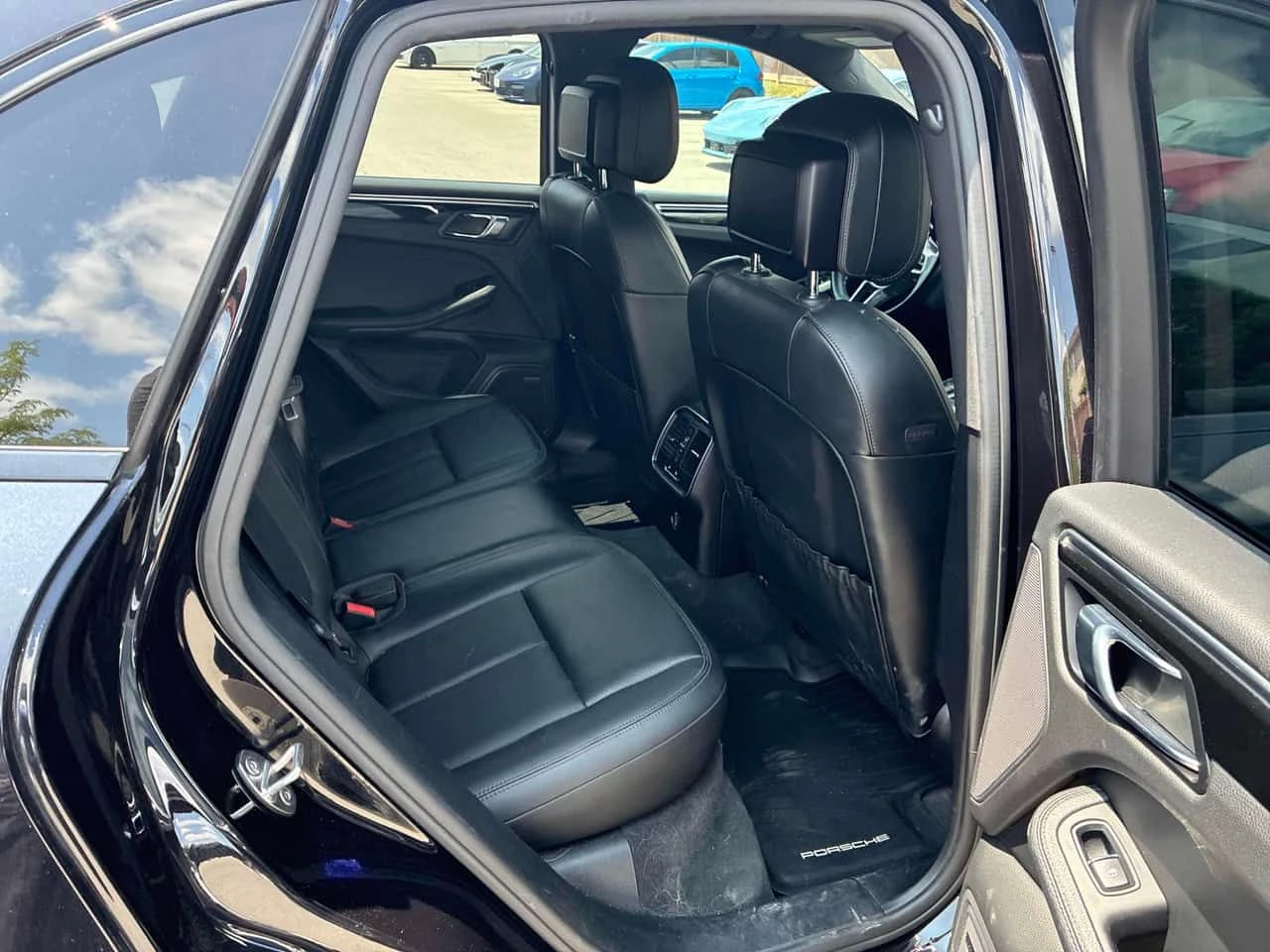 Porsche Macan * S * CARFAX * ОПЦИЯ ЗА ФИНАНСИРАНЕ, снимка 15 - Автомобили и джипове - 55390600