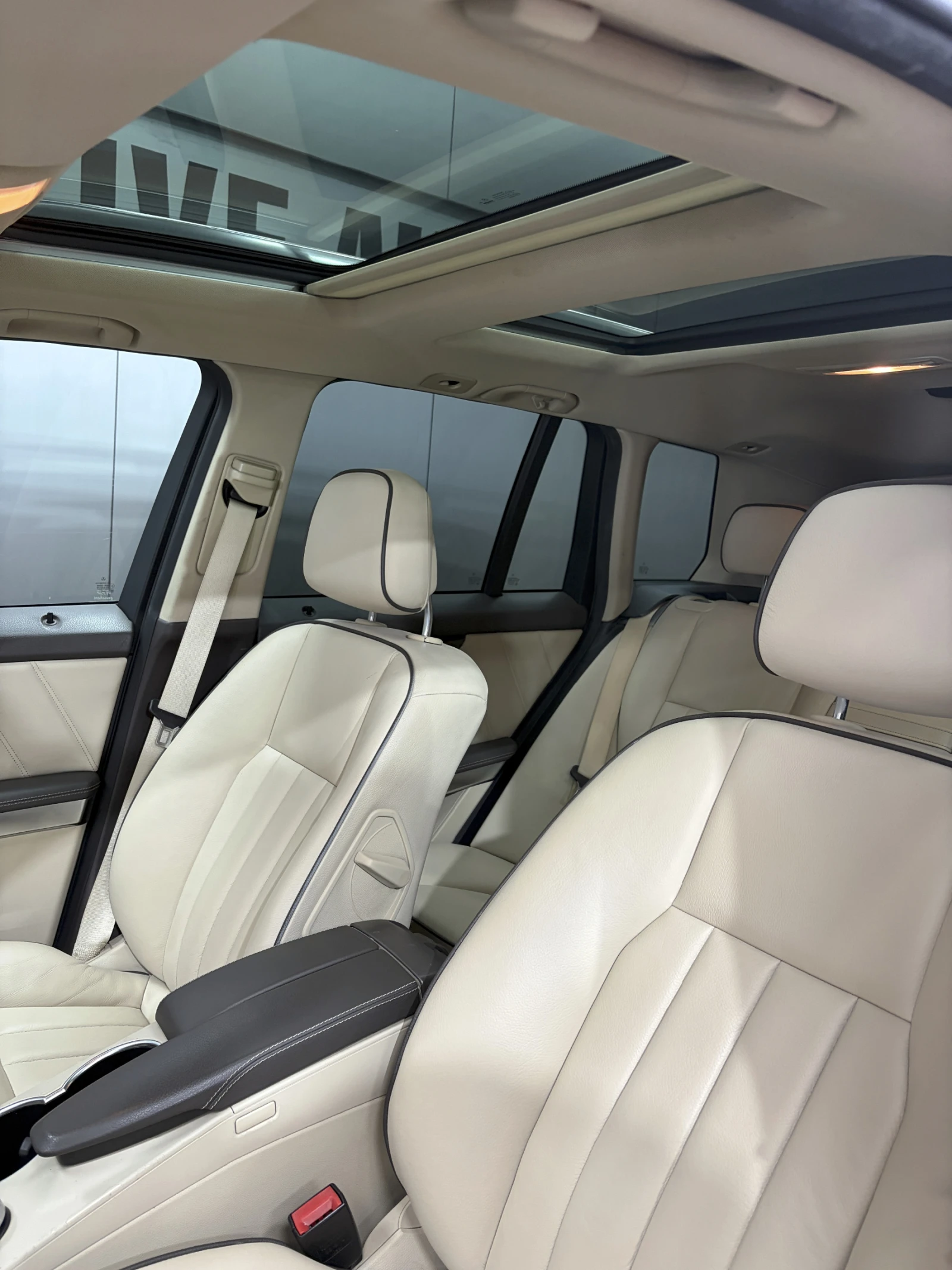 Mercedes-Benz GLK 250 BlueTEC 4MATIC AMG Line 7G-TRONIC PLUS, снимка 13 - Автомобили и джипове - 55939910