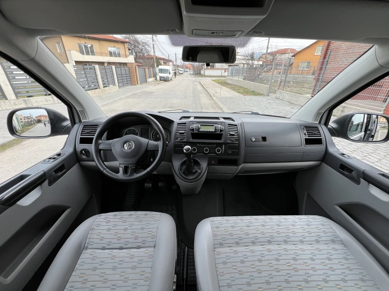 VW T5 2.0TDI-4X4-КЛИМАТИК-ТОВАРЕН-ШВЕЙЦАРИЯ, снимка 11 - Бусове и автобуси - 47750484