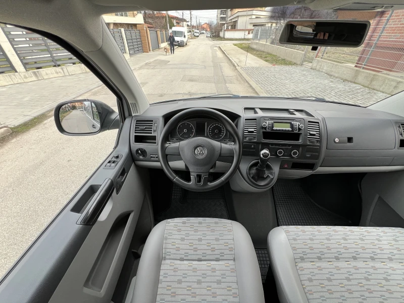 VW T5 2.0TDI-4X4-КЛИМАТИК-ТОВАРЕН-ШВЕЙЦАРИЯ, снимка 10 - Бусове и автобуси - 47750484