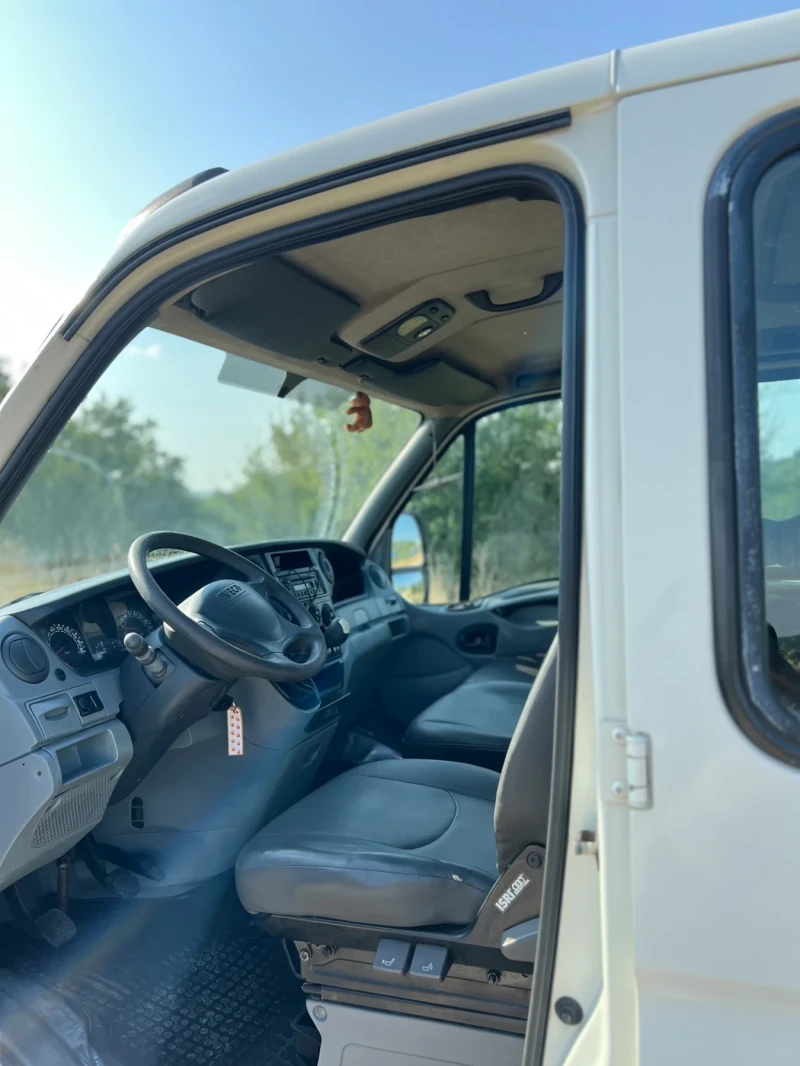 Iveco Daily 40C12, снимка 12 - Бусове и автобуси - 52871987