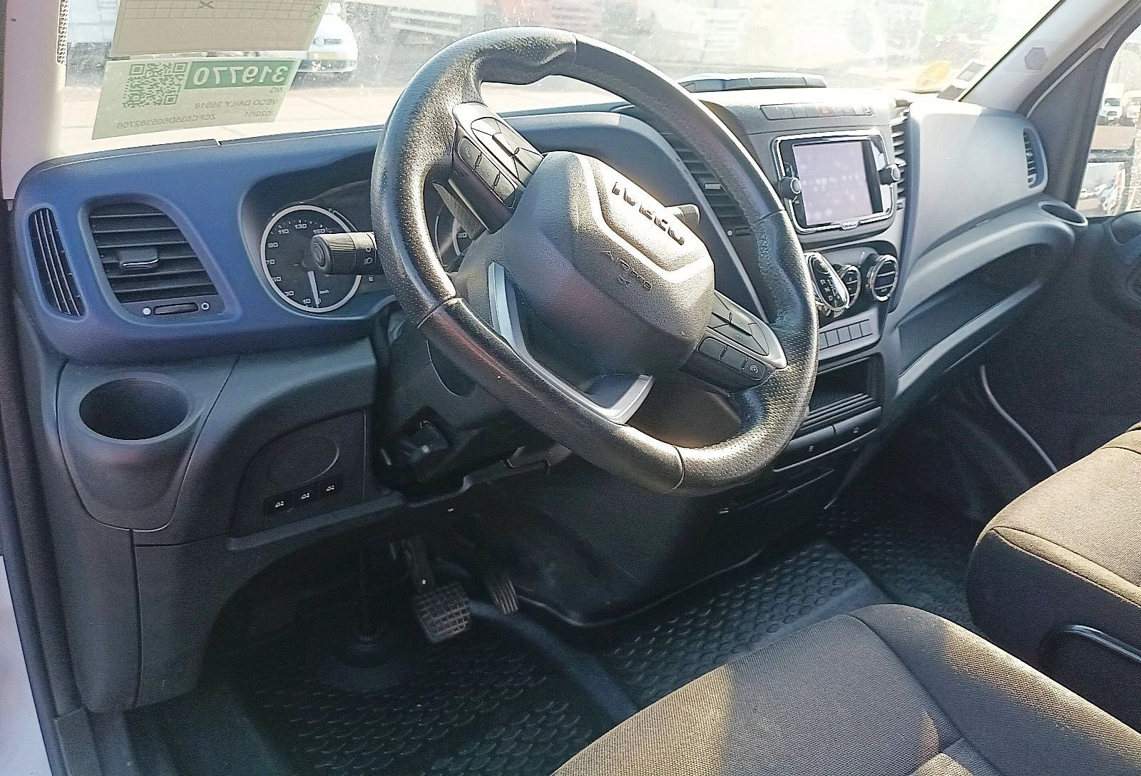 Iveco 35S18 HI-MATIC* MAXI L4H2* LED* ВЪЗ.ВЪЗГЛАВНИЦИ - изображение 6