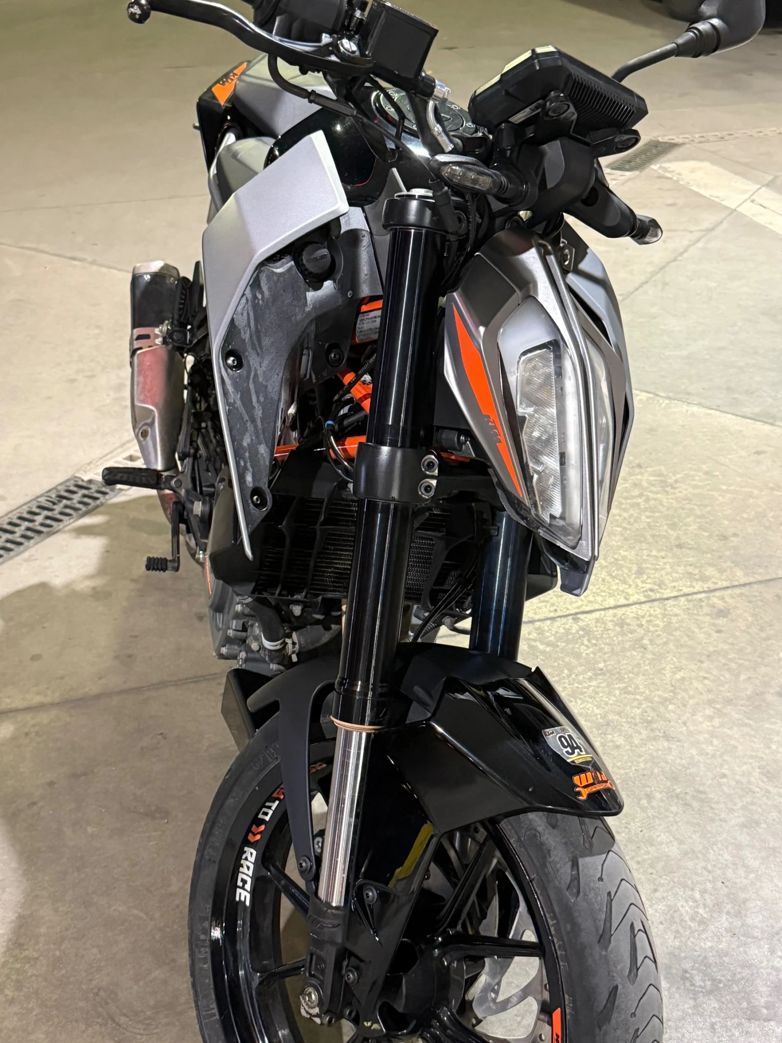 Ktm Duke 125abs, снимка 6 - Мотоциклети и мототехника - 55933151