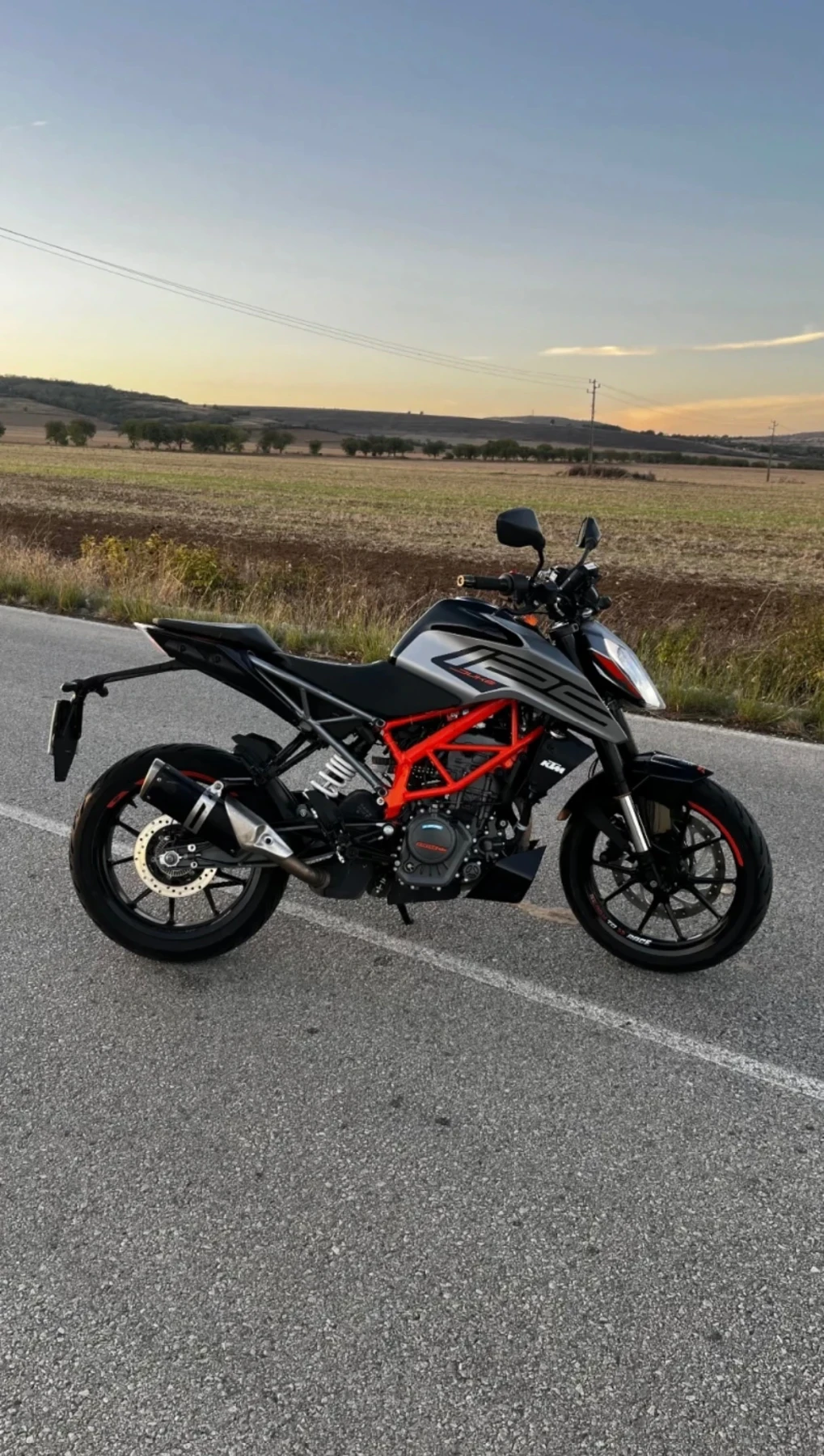 Ktm Duke 125abs, снимка 2 - Мотоциклети и мототехника - 55933151