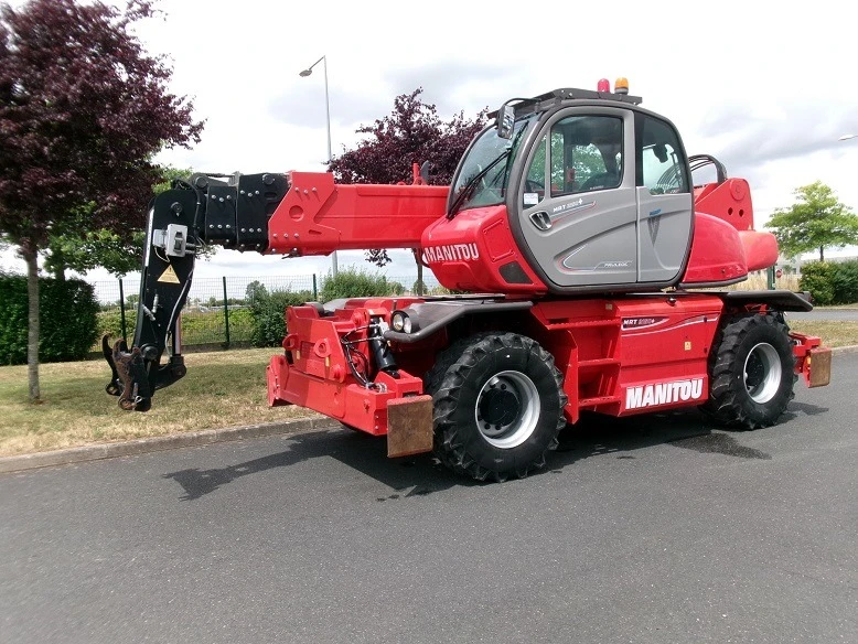 Телескопични товарачи Manitou MRT2150, снимка 1 - Индустриална техника - 45776974