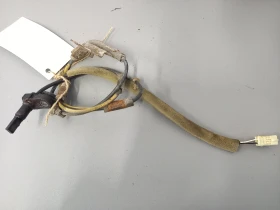 Абс датчик заден десен Тойота Рав4 (з)