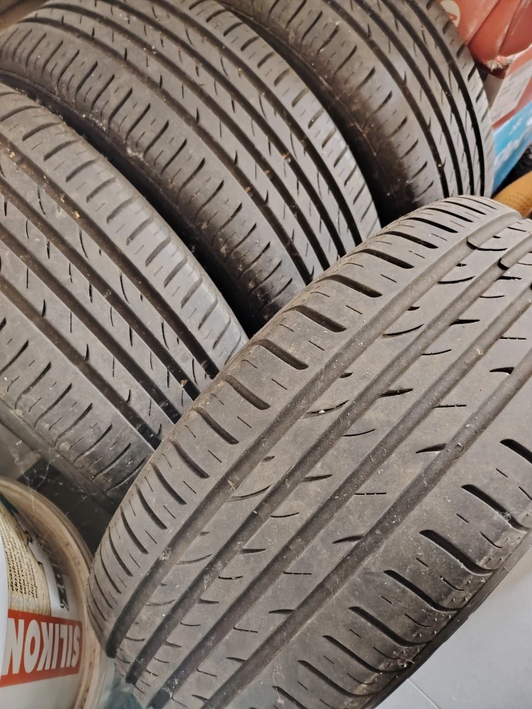 Гуми с джанти Nexen 225/55R16, снимка 5 - Гуми и джанти - 52656876