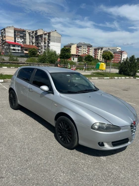 Alfa Romeo 147 1.9 JTD Facelift, снимка 2