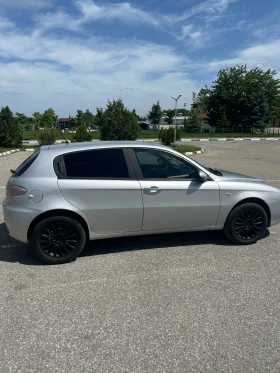 Alfa Romeo 147 1.9 JTD Facelift, снимка 3