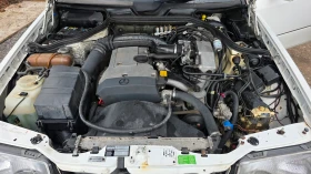 Mercedes-Benz E 200, снимка 13