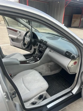 Mercedes-Benz C 270, снимка 6