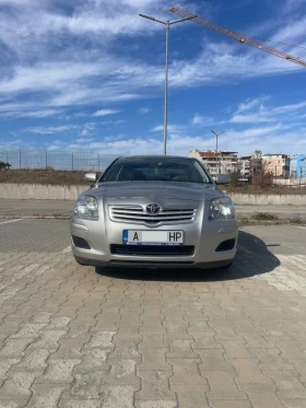 Toyota Avensis Седан, снимка 1