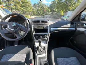 Skoda Octavia 1.6 MPI, снимка 8