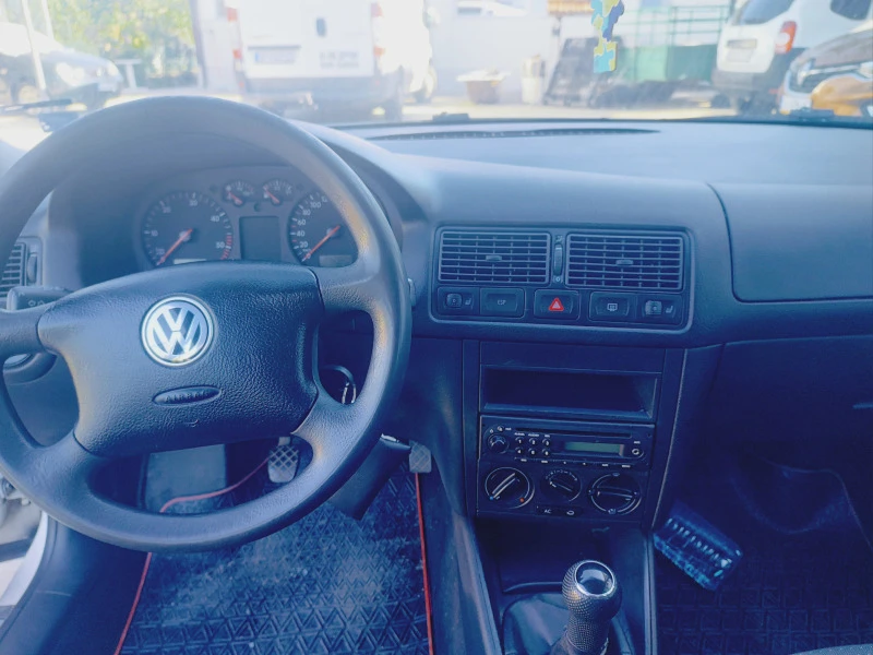 VW Golf, снимка 10 - Автомобили и джипове - 46959806