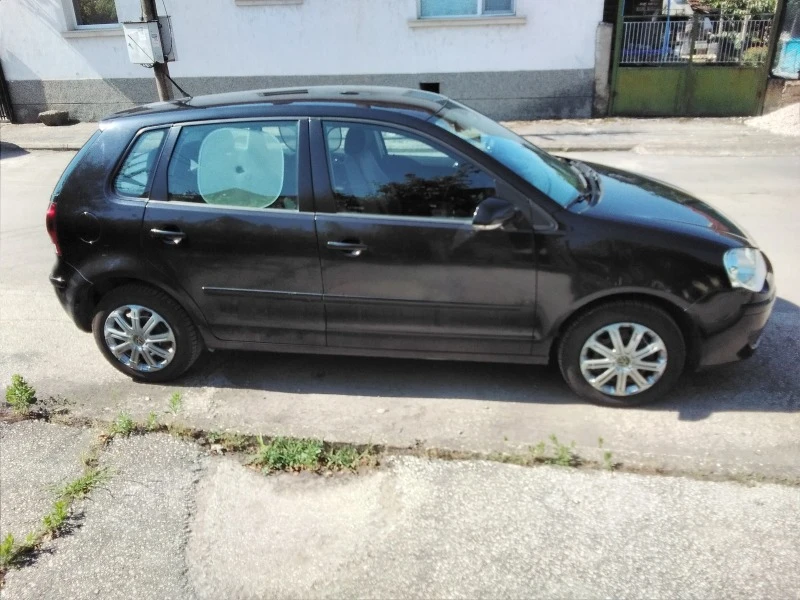 VW Polo IV, снимка 2 - Автомобили и джипове - 47040128