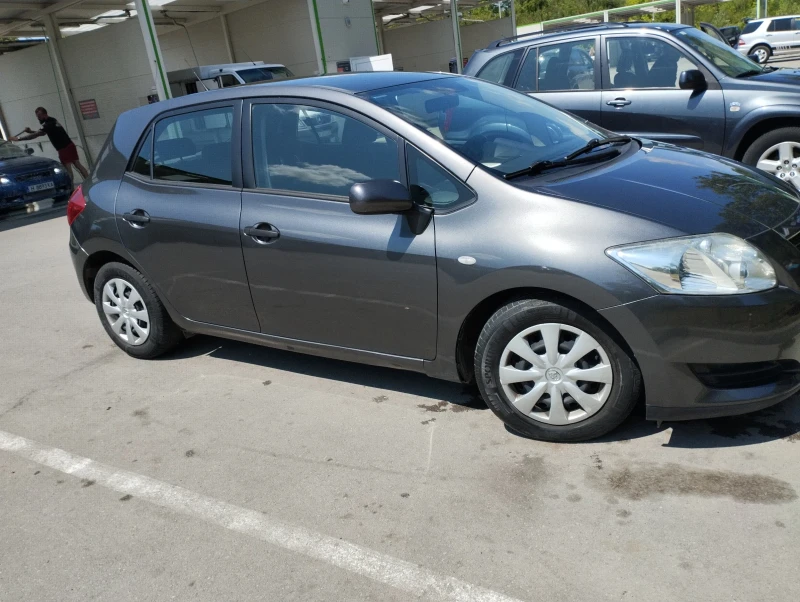 Toyota Auris, снимка 11 - Автомобили и джипове - 47440904