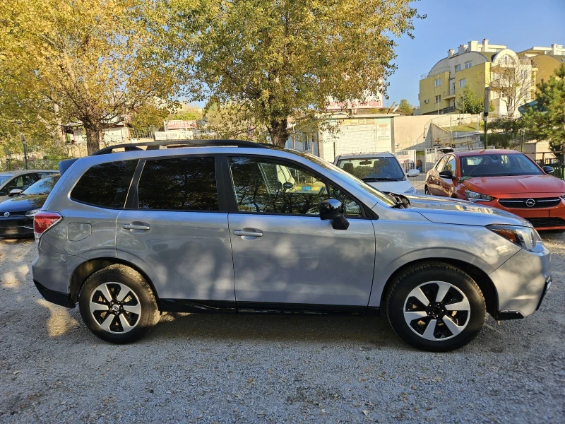 Subaru Forester 2.5 Automatic 4x4, снимка 3 - Автомобили и джипове - 47693443