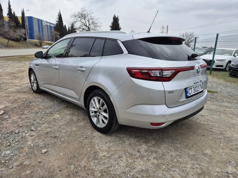 Renault Megane 1.5DCI 110к.с. Автомат, снимка 3 - Автомобили и джипове - 47990663