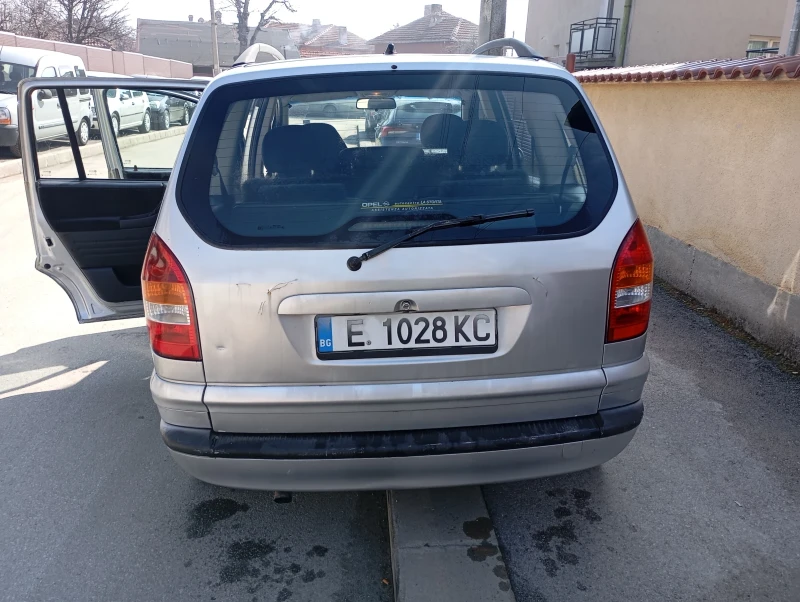 Opel Zafira, снимка 4 - Автомобили и джипове - 49291194