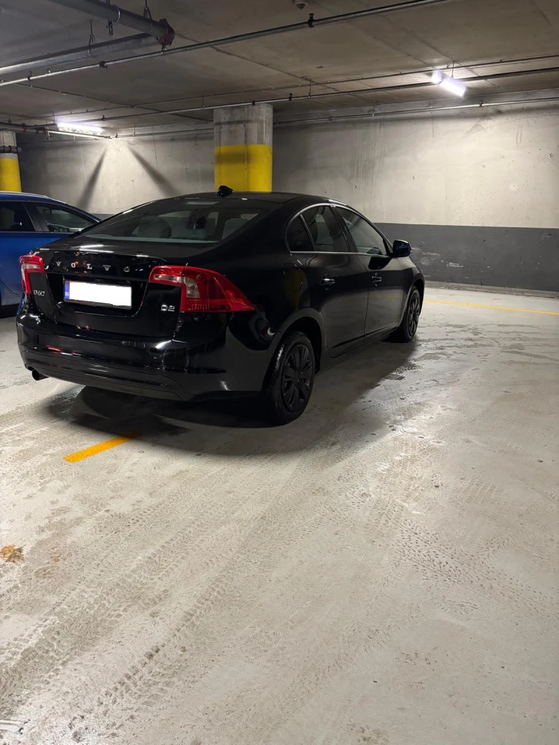 Volvo S60 D2, снимка 4 - Автомобили и джипове - 49313716