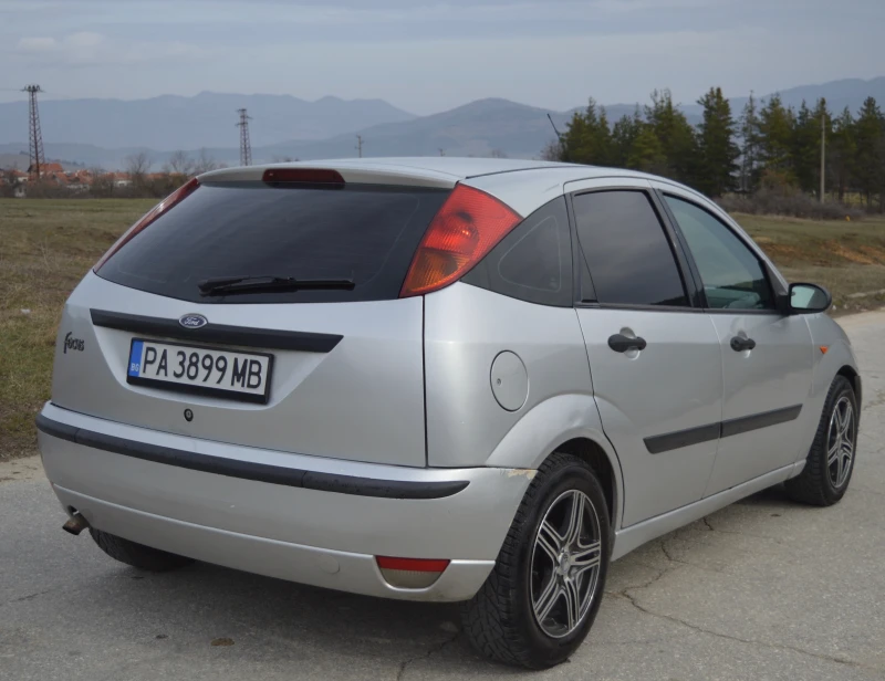 Ford Focus 1.8 TDCI/Обслужен/, снимка 6 - Автомобили и джипове - 49461492