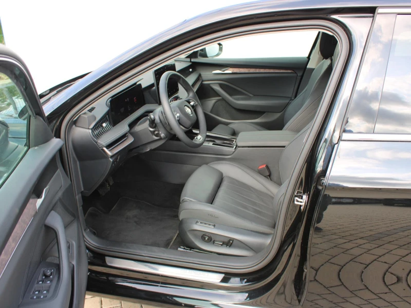 Skoda Superb 2.0 TDI L&K 4x4 , снимка 7 - Автомобили и джипове - 51882129