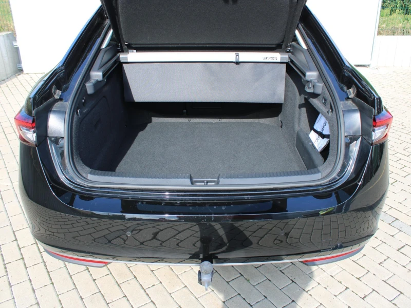 Skoda Superb 2.0 TDI L&K 4x4 , снимка 12 - Автомобили и джипове - 51882129