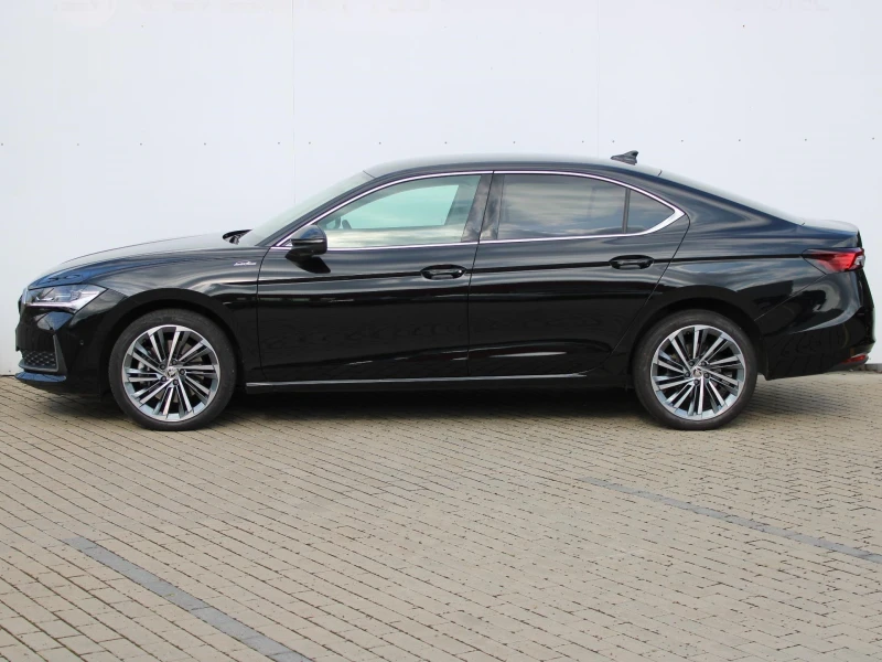 Skoda Superb 2.0 TDI L&K 4x4 , снимка 3 - Автомобили и джипове - 51882129