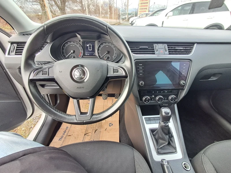 Skoda Octavia 1, 6, снимка 6 - Автомобили и джипове - 52089366