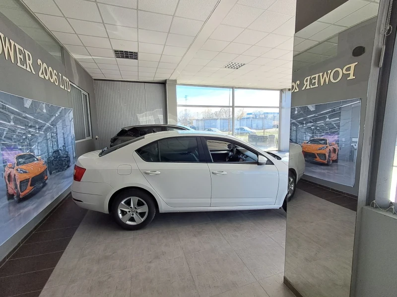 Skoda Octavia 1, 6, снимка 10 - Автомобили и джипове - 52089366