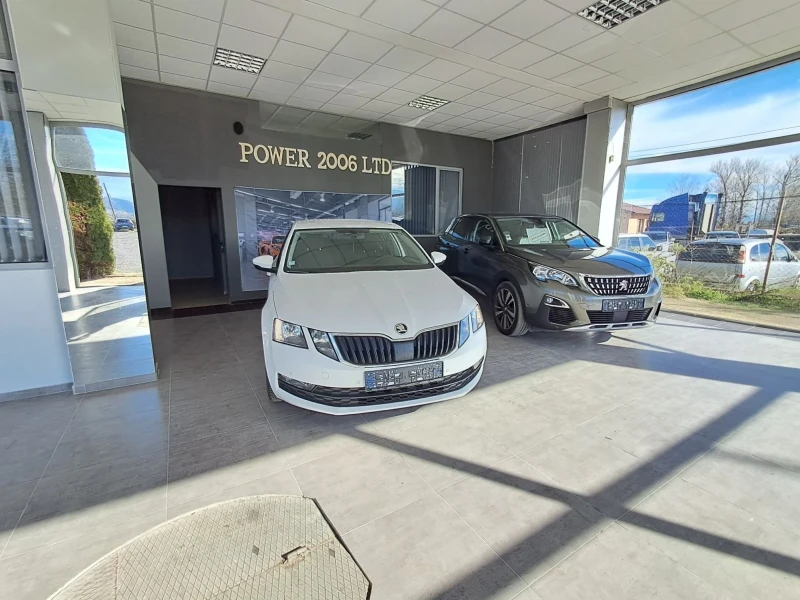 Skoda Octavia 1, 6, снимка 3 - Автомобили и джипове - 52089366