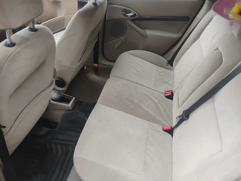 Ford Focus, снимка 10 - Автомобили и джипове - 52517348